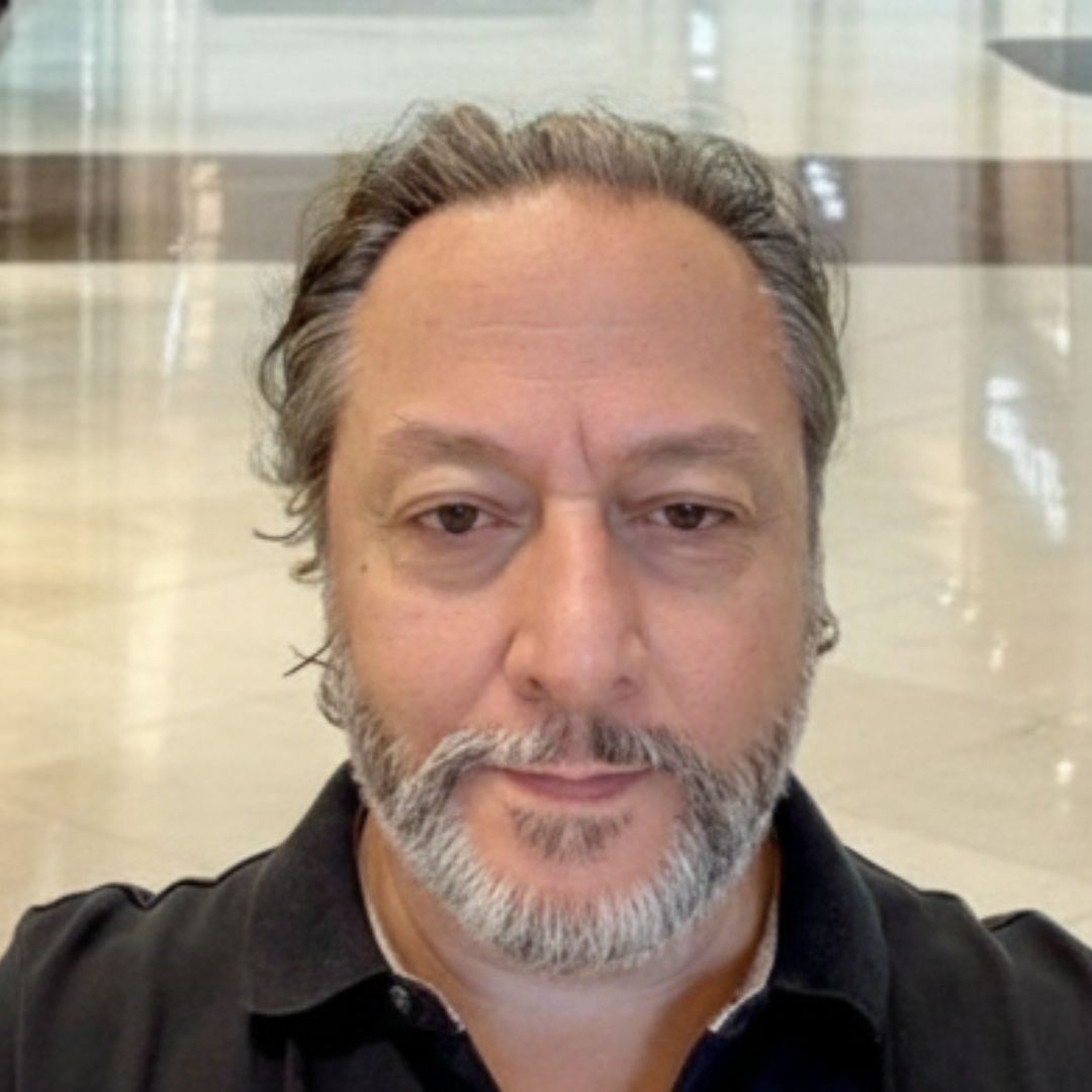 José Finocchio Junior